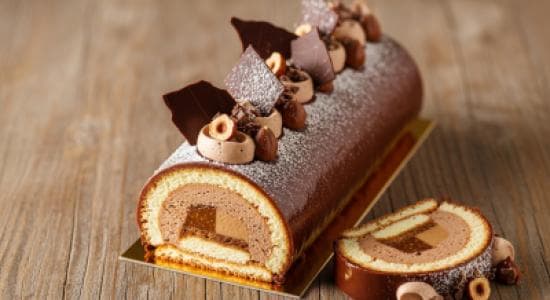 Bûche de Noël Chocolat Noisette : L'Élégance Festive Ultime